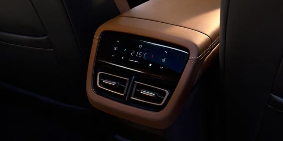 Tri-Zone Climate Control