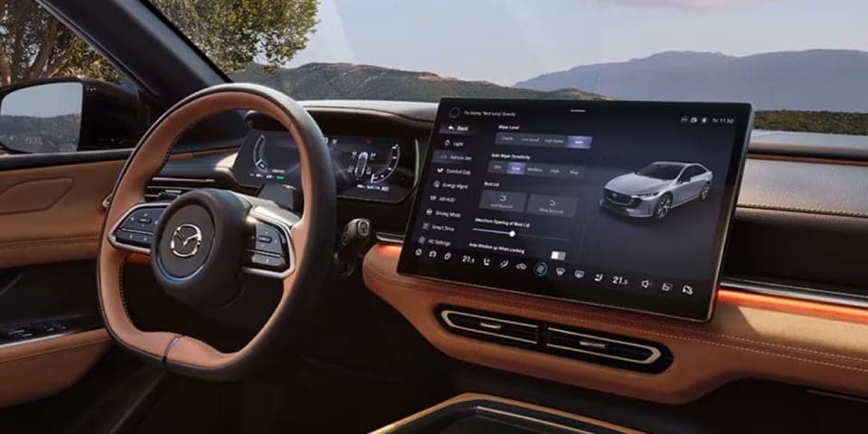 14.6" Centre Touchscreen