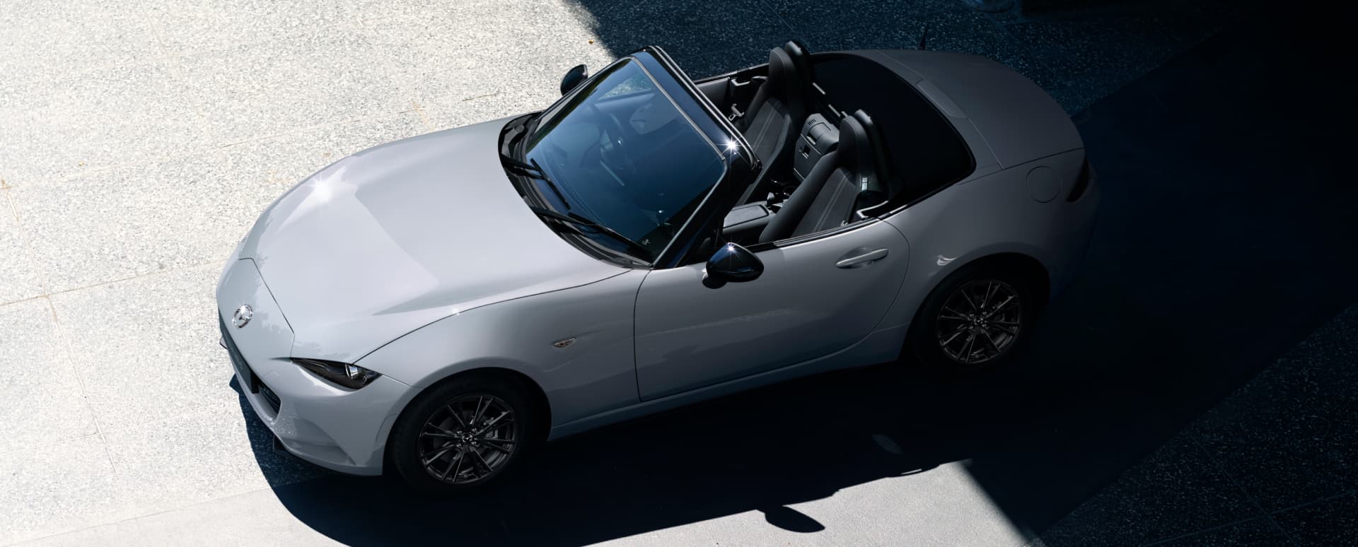 Mazda MX-5 Full Image